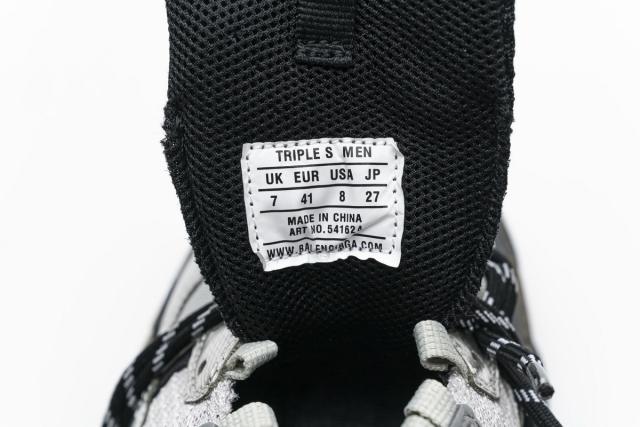B Triple S Black Silver 541624 W09E1 7320