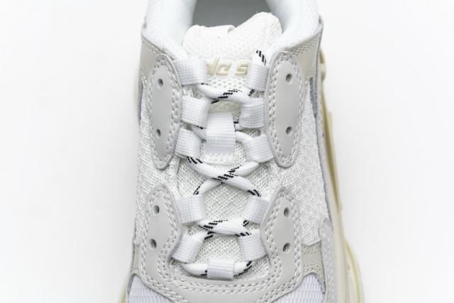 B Triple S White 483546 W06F1 9000