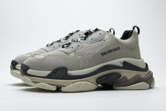 B Triple S Silvery 584088 W09O1 1900