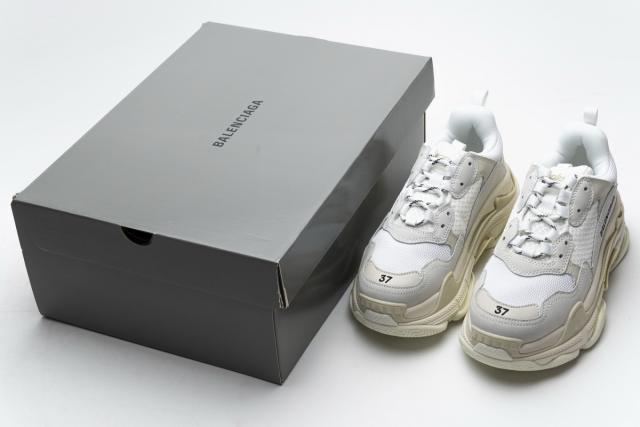 B Triple S White 483546 W06F1 9000