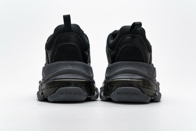 B Triple S Clear Sole Black 541624 W09O1 1000