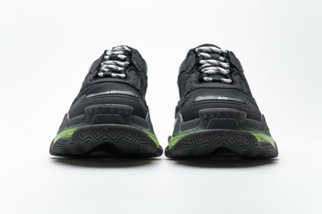 B Triple S Black Green 541624 W09O1 2140