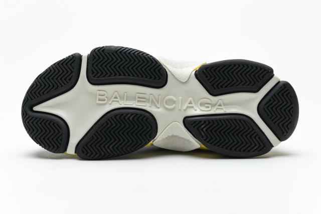 B Triple S Black Yellow 483513 W06E1 1078