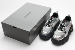 B Triple S Black Silver 541624 W09E1 7320