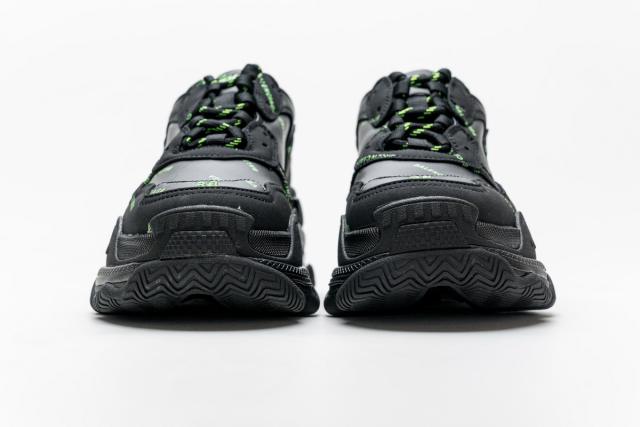 B Triple S Letter Fluorescent Yellow 524039 W2FA1 7633