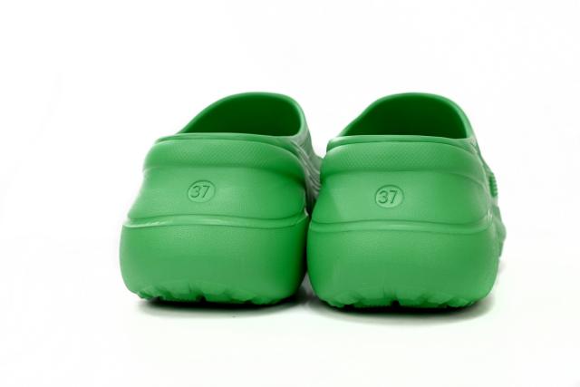 B x Crocs Pool Slide Sandals Green 677386W1S8E3033