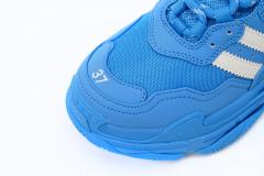 A  x B Triple S Blue White 712821W2ZB24090