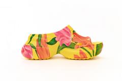 B x Crocs Pool Slide Sandals Tulip Print Multi 677389W1S8F7053