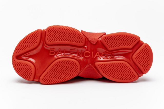 B Triple S Letter Bright Red 524039 W2FA1 7632