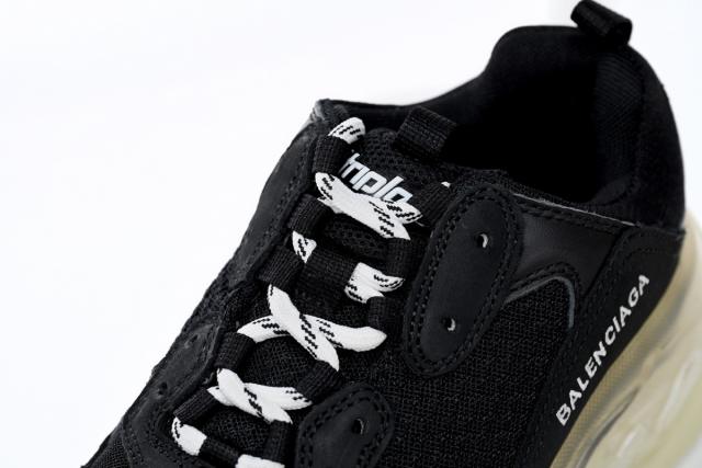 B Triple S Black Crystal 544351 W0901 0823