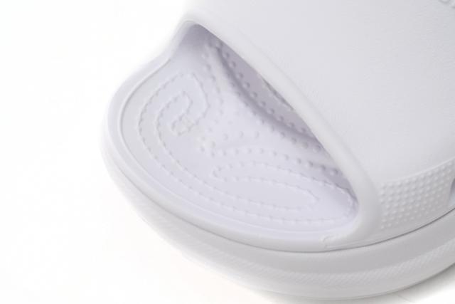 B x Crocs Pool Slide Sandals White 677389W1S8E9000