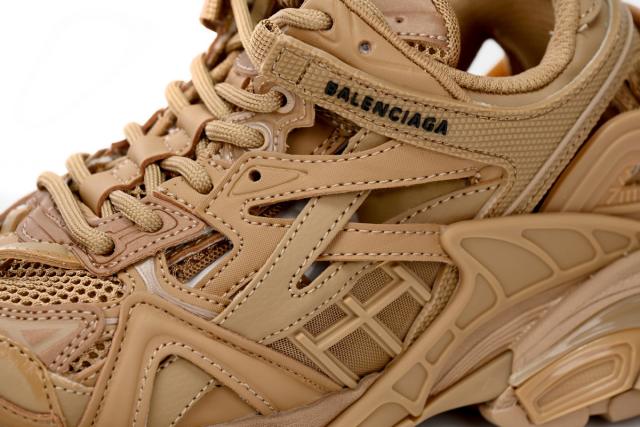 B Track.2 Sneaker Military Brown 568615 W3AG1 2706
