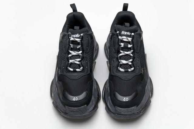 B Triple S Clear Sole Black 541624 W09O1 1000