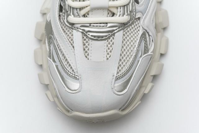 B Track.2 Sneaker White 570391 W2GN2 9000
