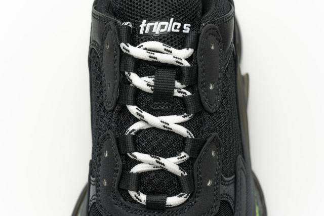 B Triple S Black Green 541624 W09O1 2140
