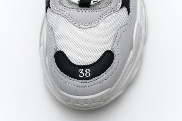 B Triple S Black Grey 584088 W06E2 1769