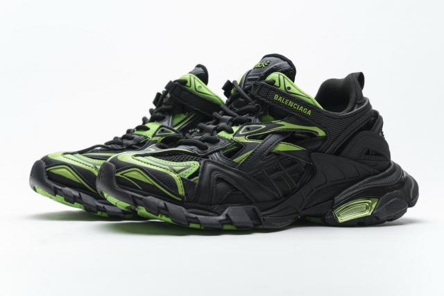 B Track.2 Sneaker Black Green 568615 W2GN1 1012