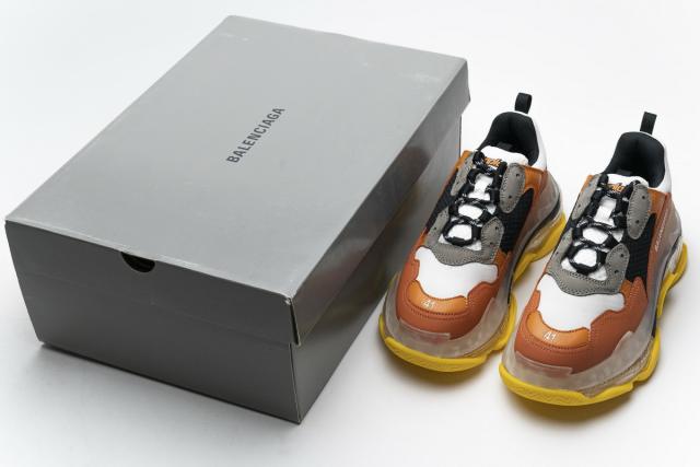 kicks B Triple S Black Orange 541624 W09E1 1766