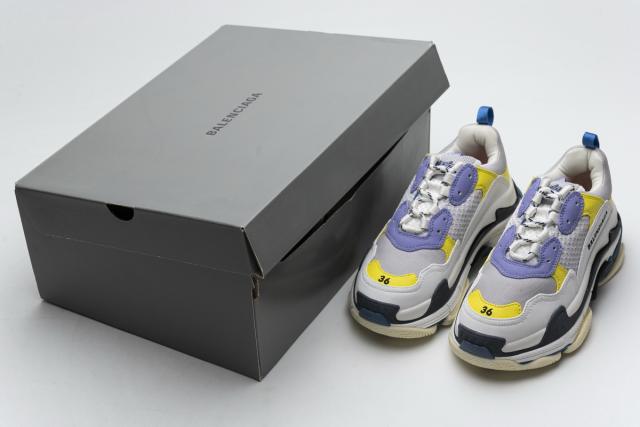 B Triple S Black Grey Blue 541624 W06E2 7282