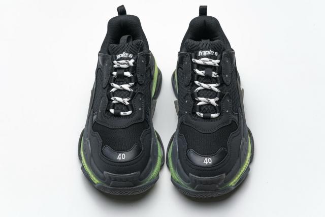 B Triple S Black Green 541624 W09O1 2140