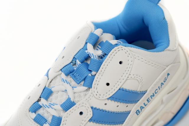 A  x B Triple S White And Blue 712764 W2ZB3 9040