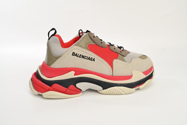 B Triple S Red White Dark Grey 541624 W06E2 1863