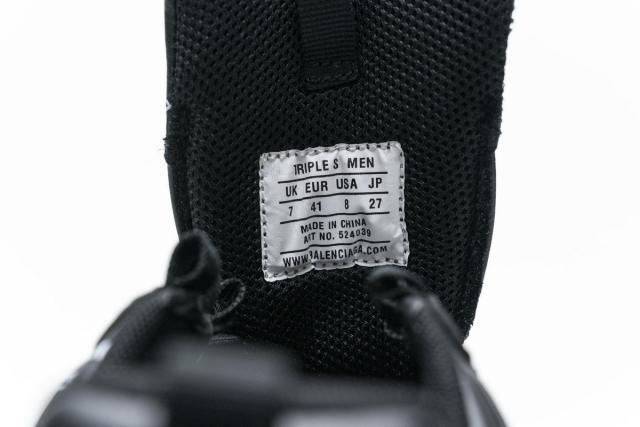B Triple S Black 524039 W06E2 2020
