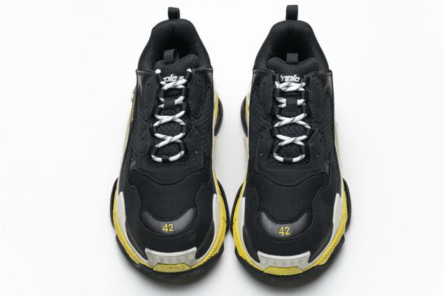 B Triple S Black Yellow 483513 W06E1 1078