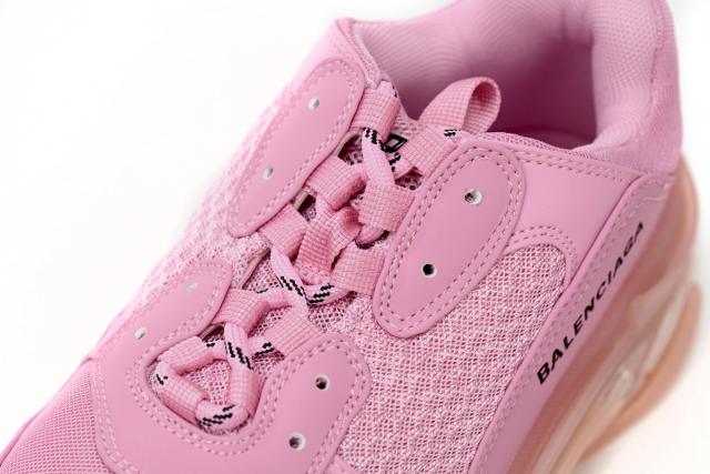 B Triple S Pink 544351 W09O1 3820