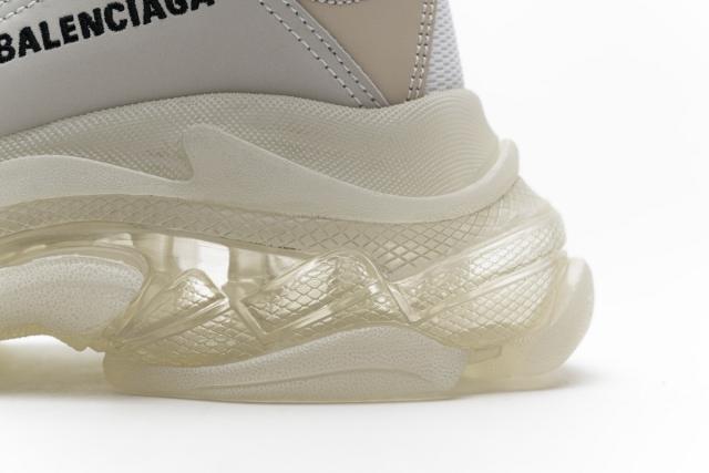 B Triple S White 544351 W09E1 9000
