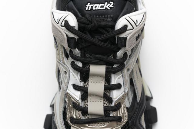 B Track.2 Sneaker Champagne Black 570391 W2GN9 2009