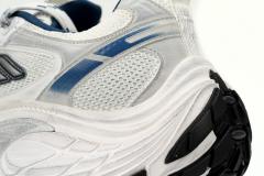 B Cargo White, Black and Blue 784342 W2MV2 1219