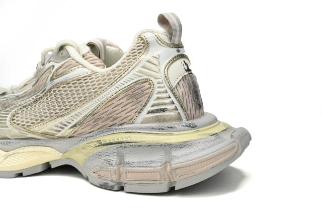 B 3XL Sneaker in Pagne 734731W3XL79191