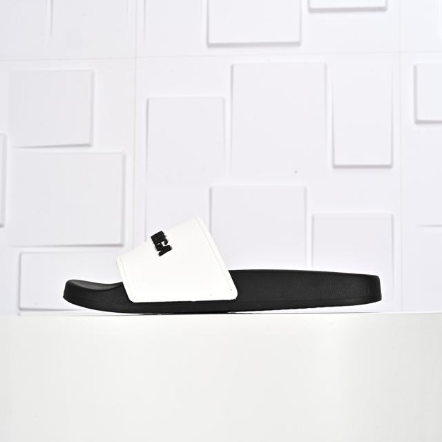 27968656 three-dimensional letter slippers 2 colors