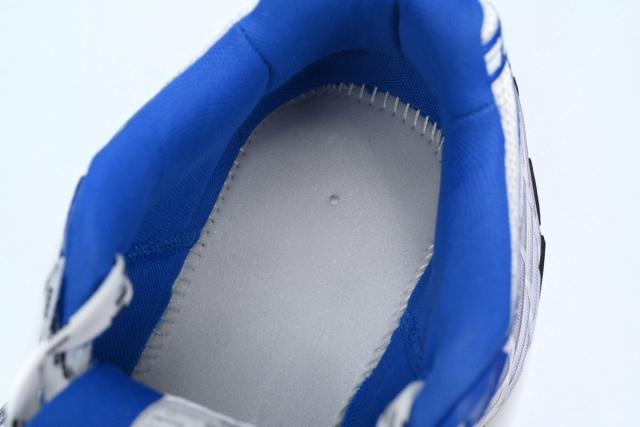 B Cargo White Silver Blue 784342 W2MV2 6326
