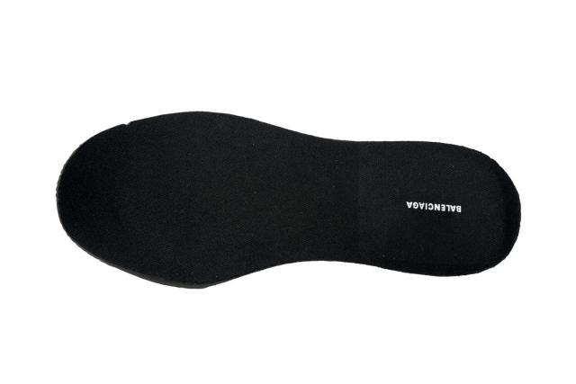 B Cargo Black 784342 W2MV2 101