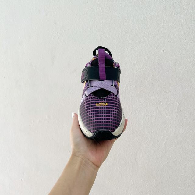 Breathable Velcro Sports Basketball Shoes for Kids 8 colors