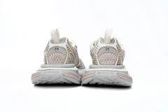 B 3XL Sneaker in 0ff-White - 734734W3XL49191