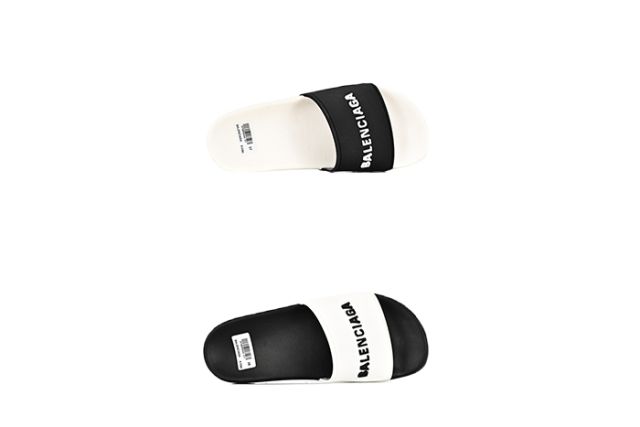 27968656 three-dimensional letter slippers 2 colors