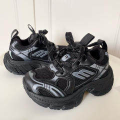 Large mesh breathable non-slip sneakers for Kids 5 colors