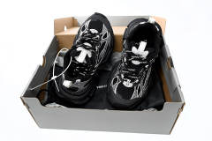 B 3XL Sneaker in Silver 734733W2RB50218
