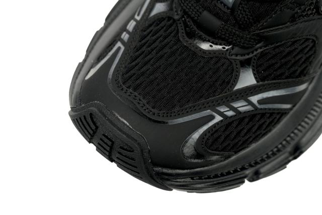 B Cargo Black 784342 W2MV2 101