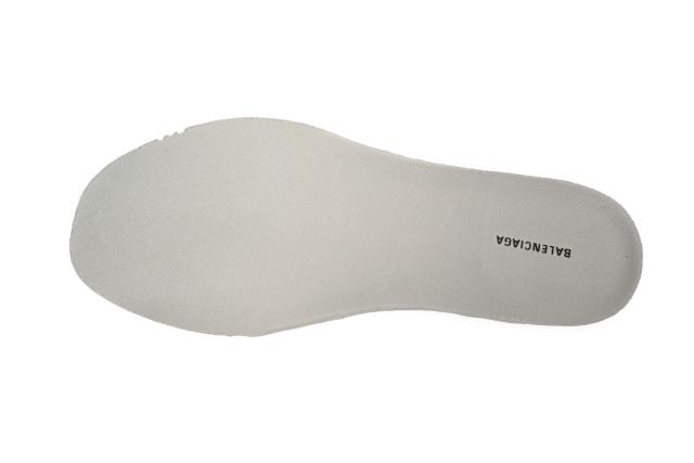B Cargo White Red 784339W1MV30521