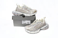 B 3XL Sneaker in 0ff-White - 734734W3XL49191