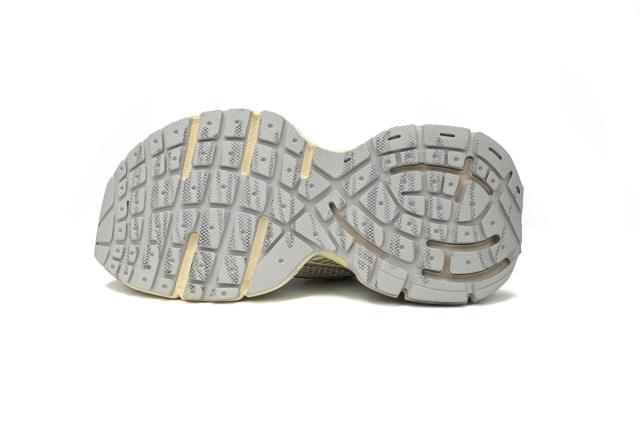 B 3XL Sneaker in Pagne 734731W3XL79191