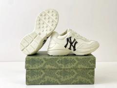 Mickey Mouse Love Letter Printed Thick Bottom Low Top Sneakers for Kids 5 colors