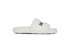 B Furry Slide White 654261W2DO19906