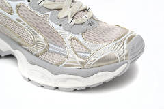 B 3XL Sneaker in 0ff-White - 734734W3XL49191