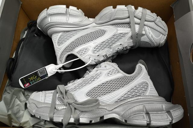 B 3XL Sneaker in Silver Light Gray 734731W3XLR1281