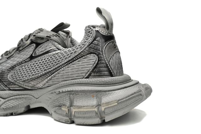 B 3XL Sneaker in Dark Gray 734731W3XL71210
